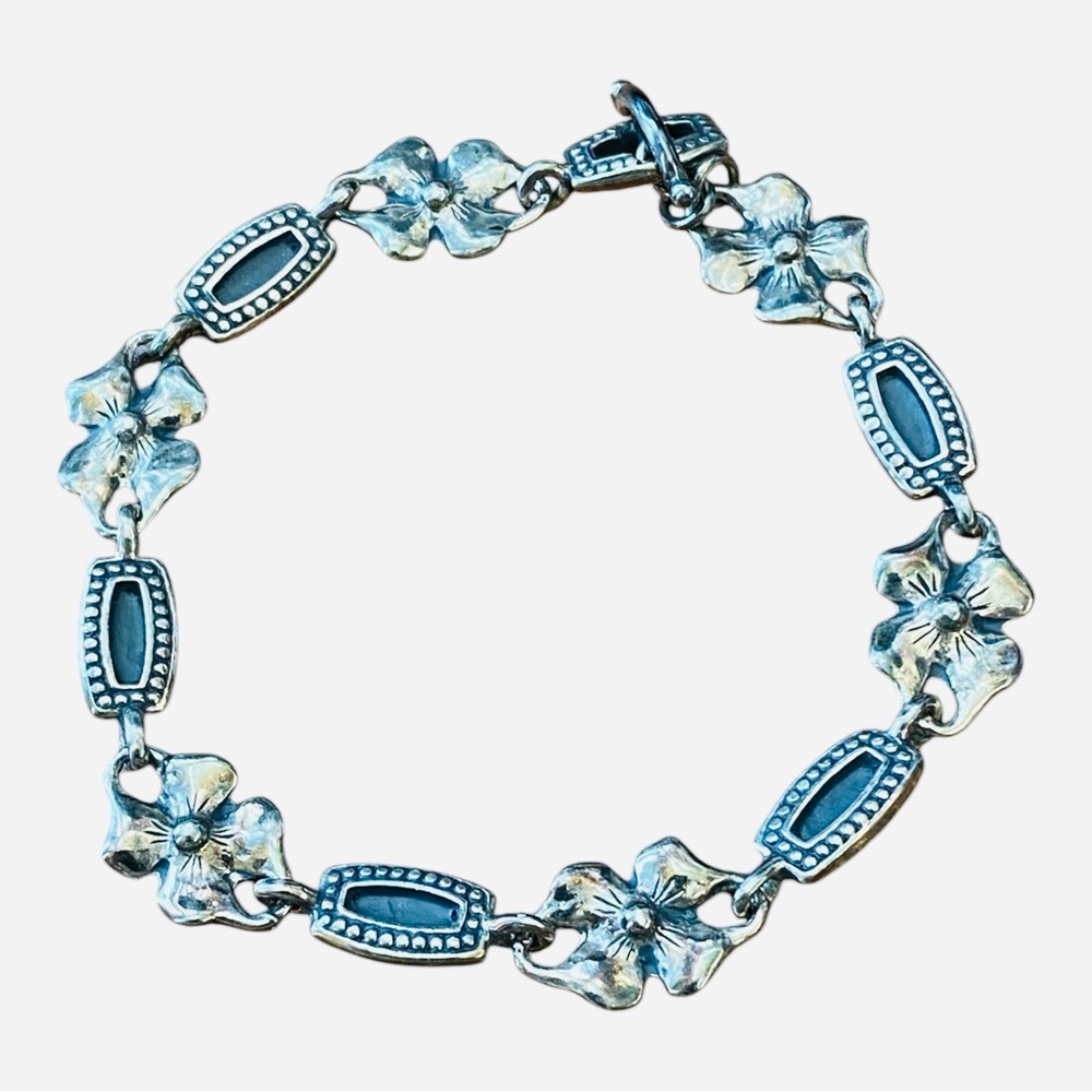 Elegant Silver Floral Bracelet